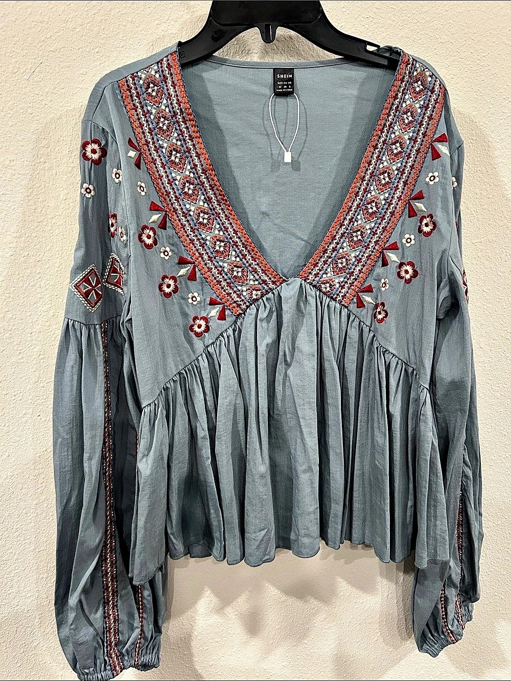 SHEIN Embroidered Tunic in Blue Gray, Red, and White Size Medium